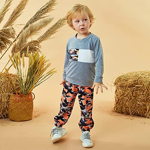 Stylish Toddler Camouflage Sweatsuit Set