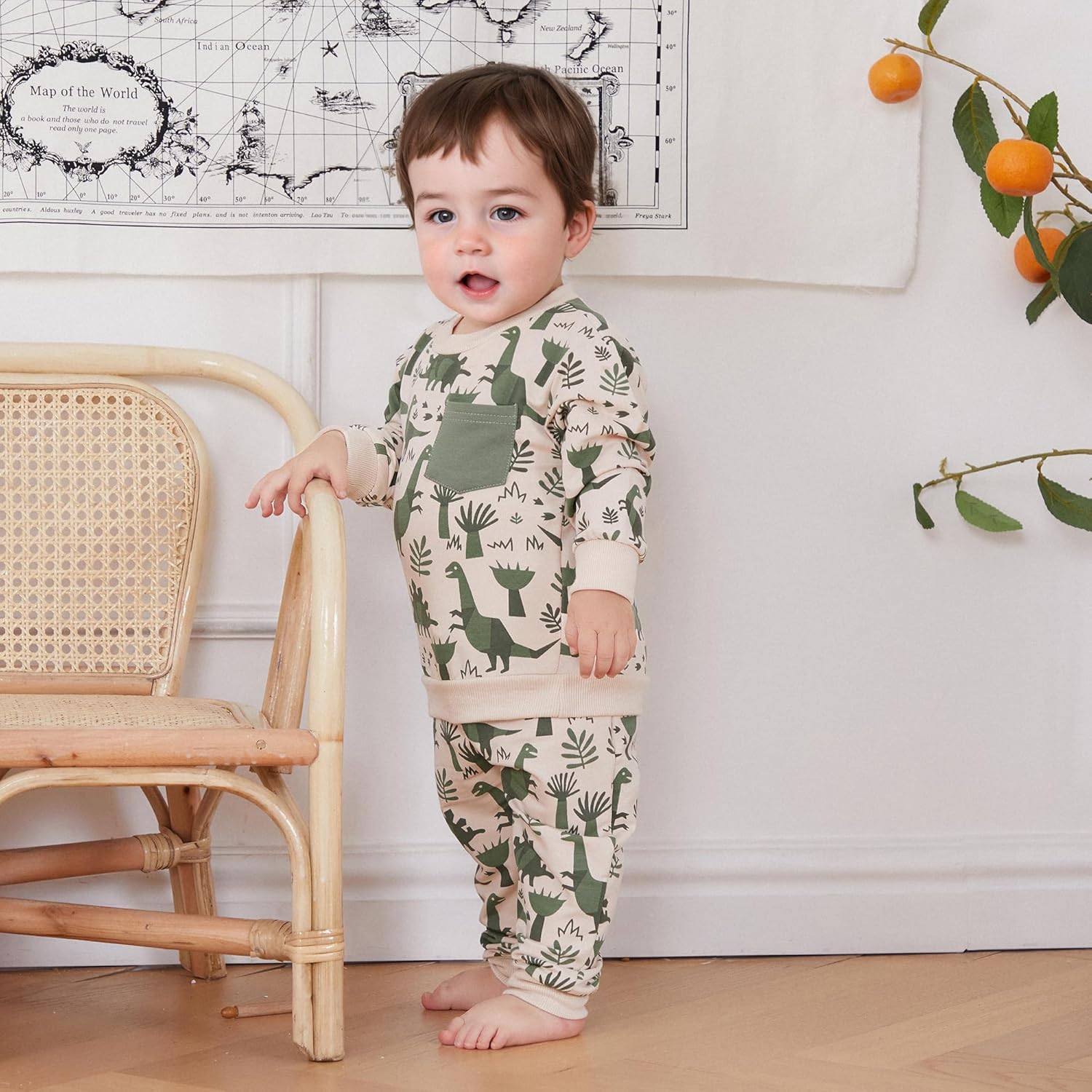 Dinosaur Eaton Fit Set for Boys