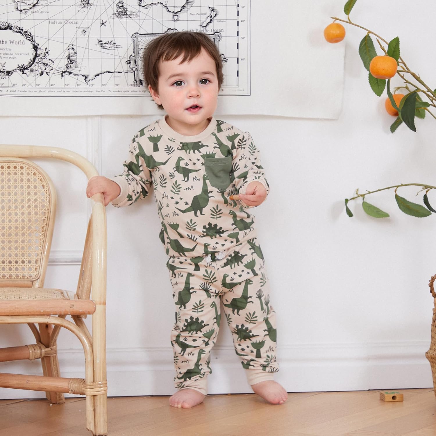 Dinosaur Eaton Fit Set for Boys